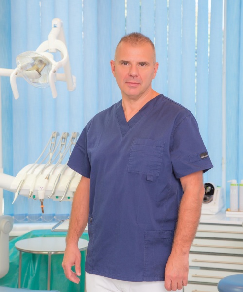 Dr. med. dent. Baráth Gábor